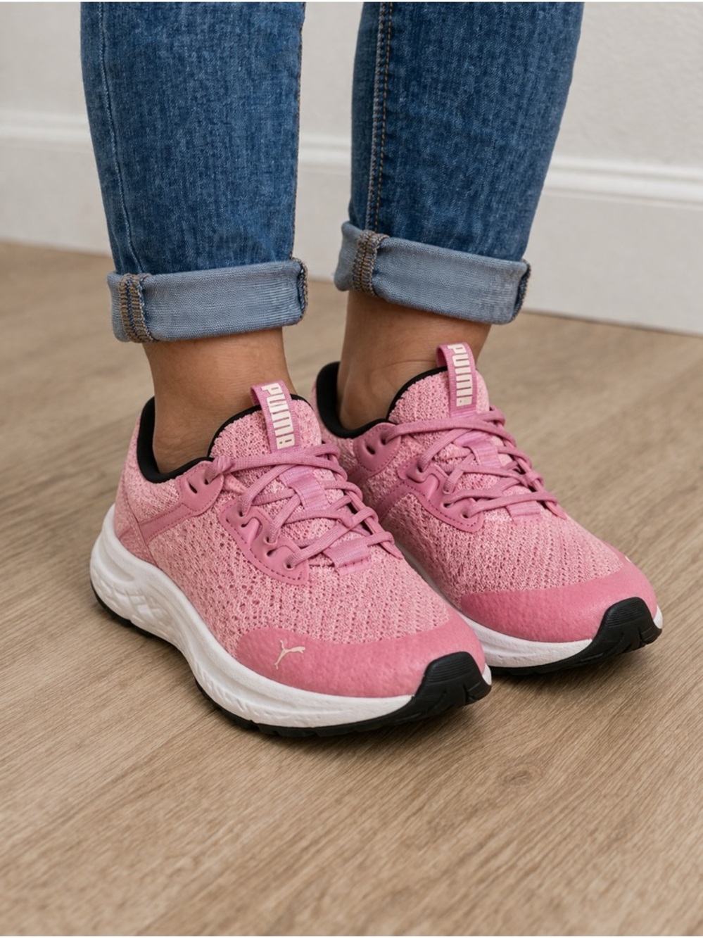 Puma Girls Size 10C Shoes Sneakers Pink White‎ Lace Up Running Athletic
